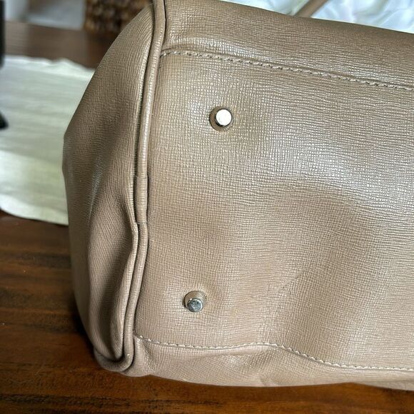 FURLA hand bag impeccable condition light tan color - Picture 7 of 12